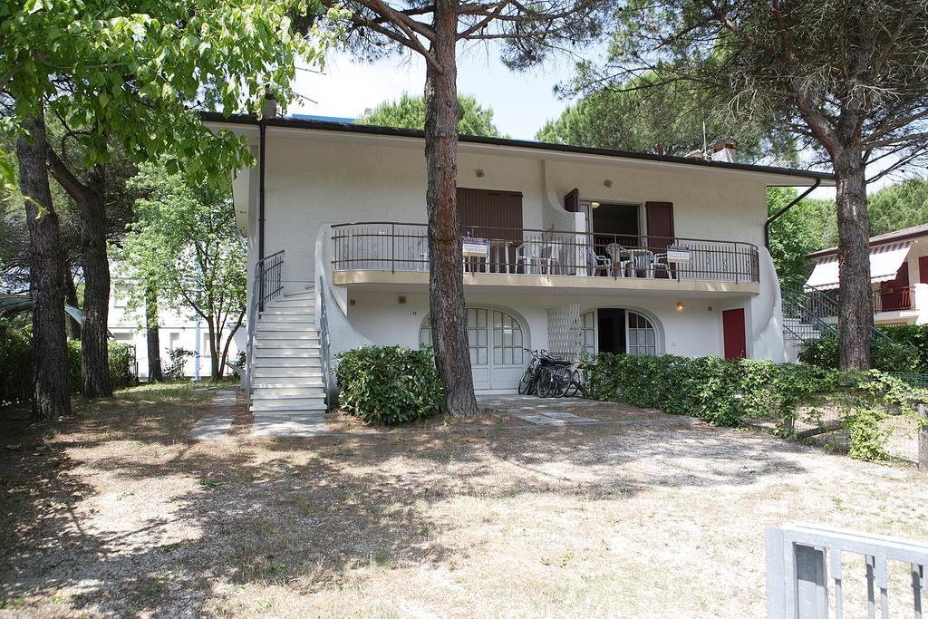 Ba - Villa Stella - 3 Apartments- リニャーノ・サッビアドーロ エクステリア 写真