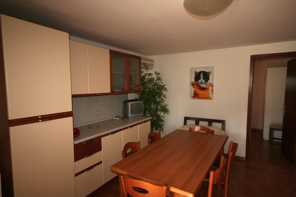 Ba - Villa Stella - 3 Apartments- リニャーノ・サッビアドーロ エクステリア 写真