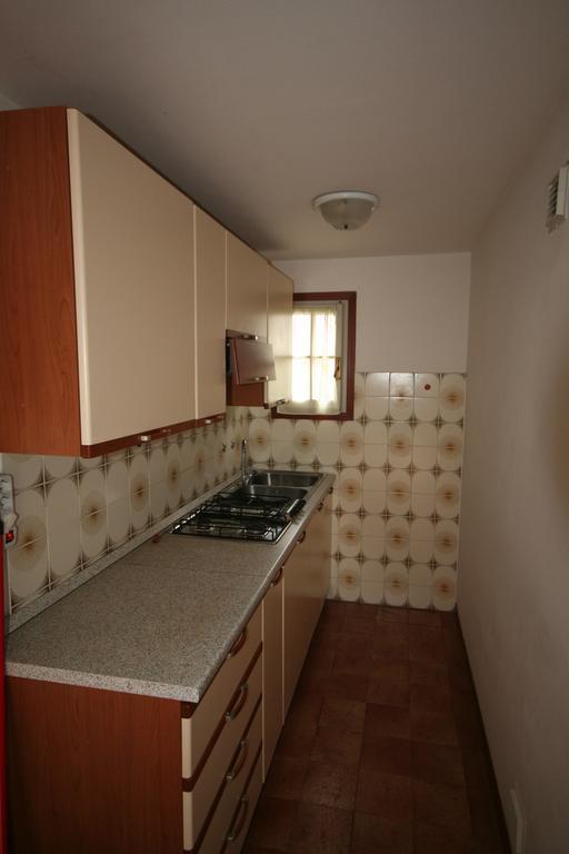 Ba - Villa Stella - 3 Apartments- リニャーノ・サッビアドーロ エクステリア 写真